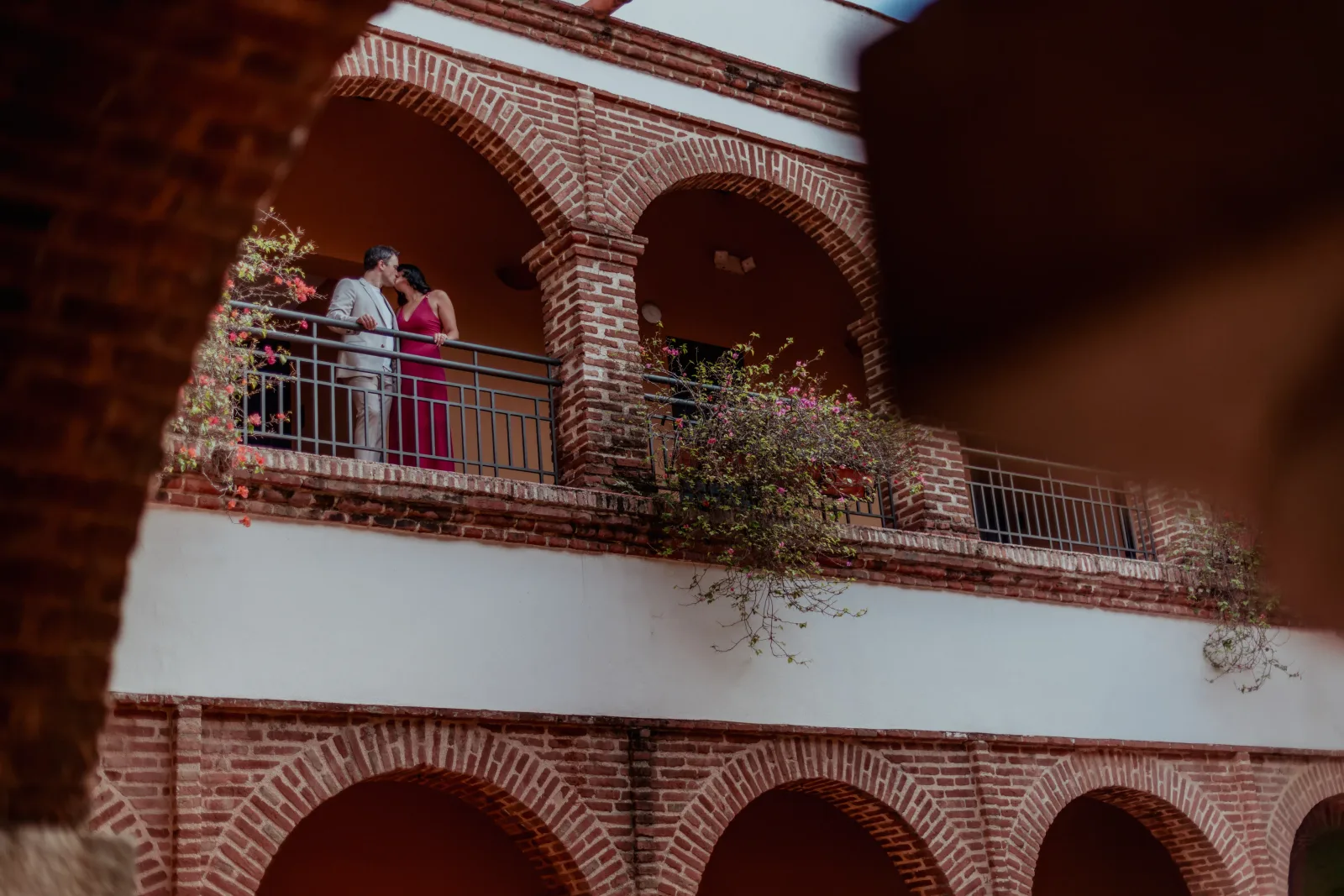 Propuesta de matrimonio oculta en la Zona Colonial de Santo Domingo — Babula Shots