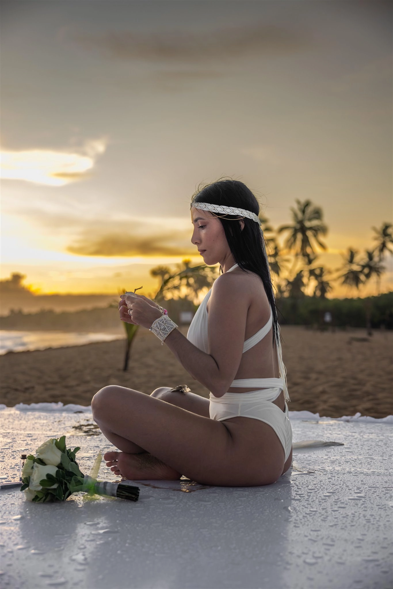 Sesión de fotos de compromiso en la playa